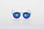 Blue Round Party Sunnies - Leon front