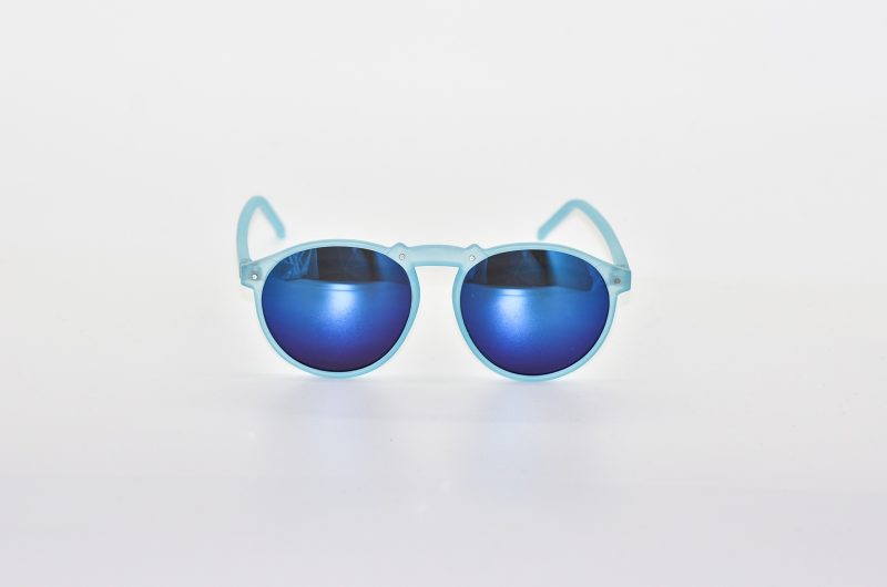 Blue Round Party Sunnies - Leon front