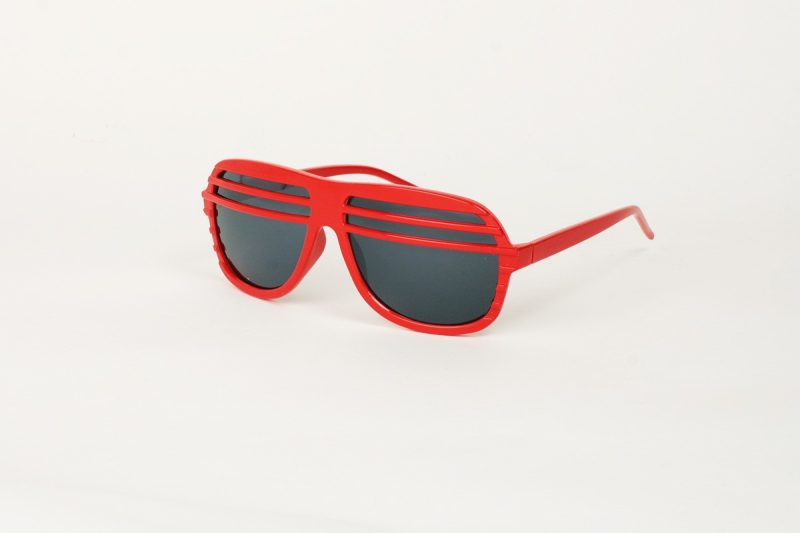images Kanye Half Shutter Shades with Mirror Lens - Red